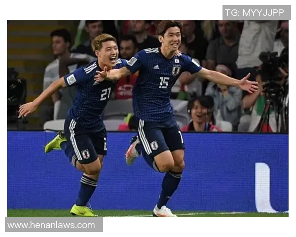 日本与伊朗足球历史交锋记录分析与战绩回顾